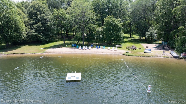3742 Hearthstone Dr, Commerce Twp, MI 48382 - water view