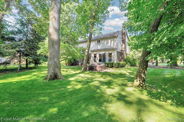 3742 Hearthstone Dr, Commerce Twp, MI 48382 - view of grassy yard