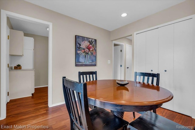3742 Hearthstone Dr, Commerce Twp, MI 48382 - dining space with wood finished floors and recessed lighting