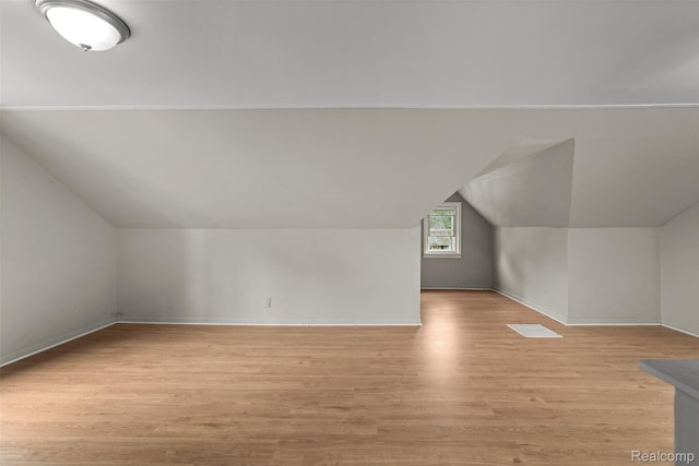 17631 Kentfield St, Detroit, MI 48219 - bonus room featuring vaulted ceiling and light wood-style flooring