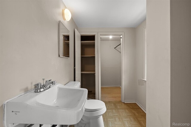 17631 Kentfield St, Detroit, MI 48219 - bathroom with a sink and toilet
