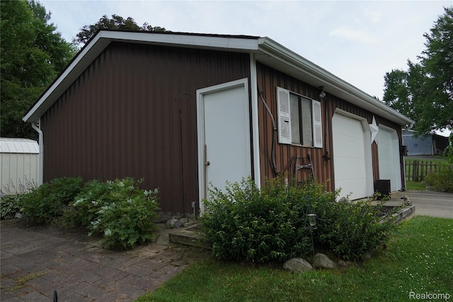 1295 Hadley Rd, Lapeer, MI 48446 - view of outbuilding