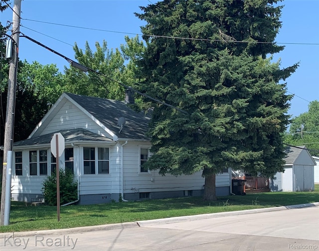 737 Detroit Ave, Monroe, MI 48162 - photo 3