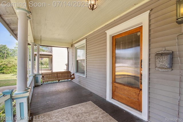 305 E 6th St, Monroe, MI 48161 - view of wooden porch