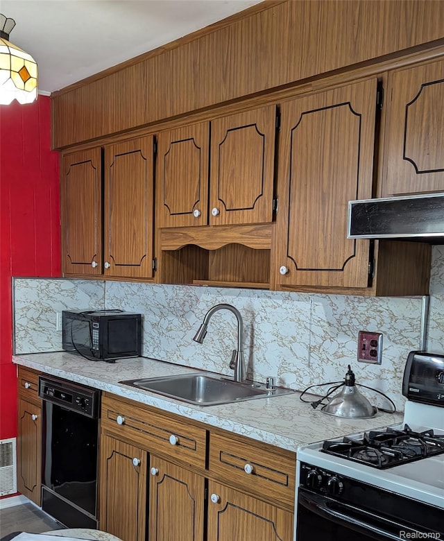 6430 Banner St, Taylor, MI 48180 - photo 12