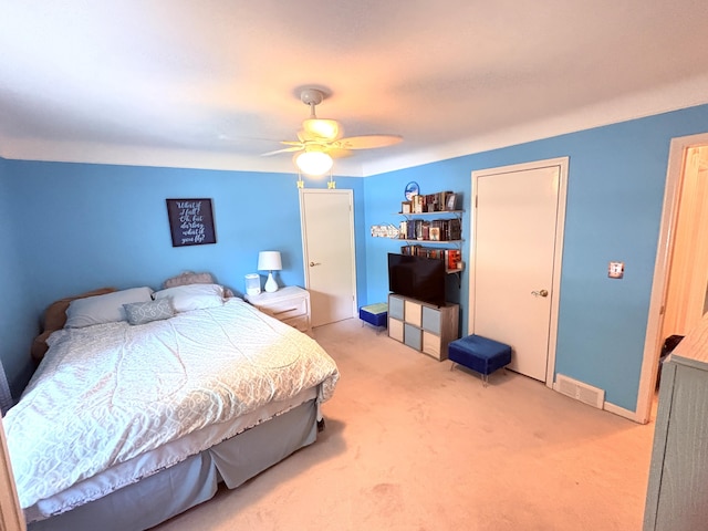 19061 Collinson Ave, Eastpointe, MI 48021 - bedroom with light colored carpet and a ceiling fan