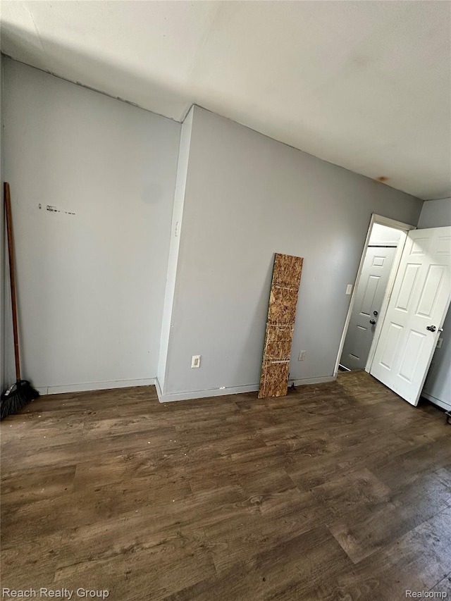8451 Greenview Ave, Detroit, MI 48228 - photo 7