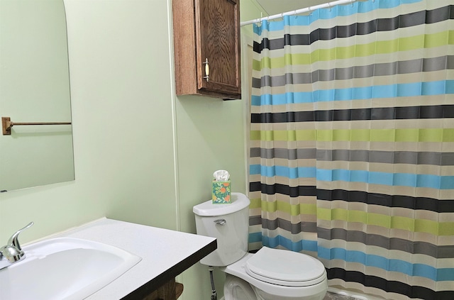 5955 N Pendell Rd, Elwell, MI 48832 - full bath featuring vanity and curtained shower