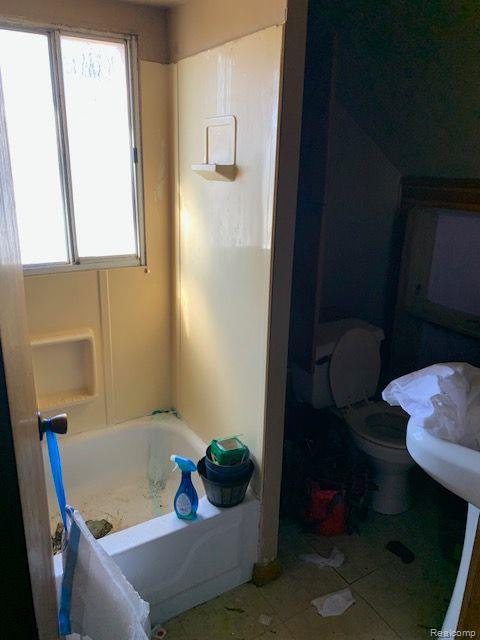 2321 Concord St, Flint, MI 48504 - photo 11