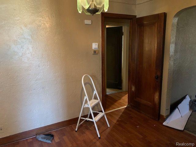 2321 Concord St, Flint, MI 48504 - photo 7