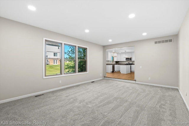 6416 Golf View Dr, Waterford, MI 48346 - photo 14