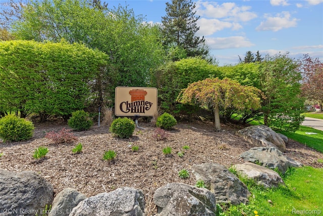 6614 Embers Ct, West Bloomfield, MI 48322 - view of community / neighborhood sign