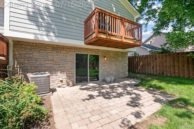 3290 Welch, Commerce Twp, MI 48390 - patio / terrace featuring a patio