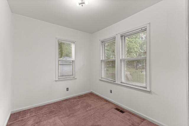 622 Tromley St, Inkster, MI 48141 - unfurnished room with light carpet and baseboards