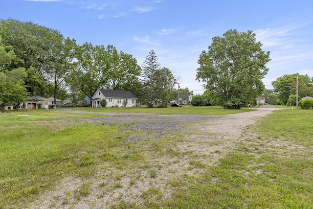 622 Tromley St, Inkster, MI 48141 - view of yard