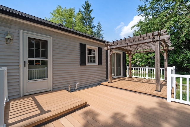 2113 Ridgeway Rd, Jackson, MI 49203 - wooden terrace featuring a pergola