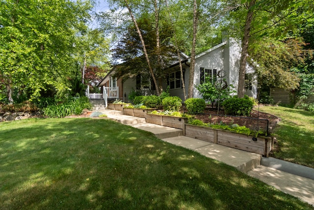 2113 Ridgeway Rd, Jackson, MI 49203 - view of grassy yard
