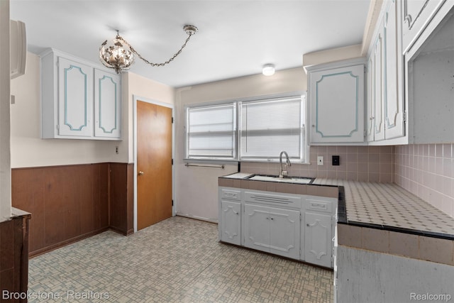 12751 Oak Park Blvd, Oak Park, MI 48237 - photo 9