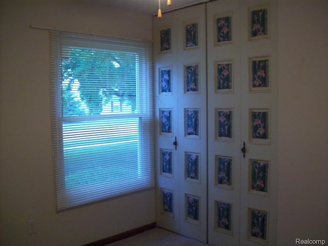 2968 Elmwood Ct, Lake Orion, MI 48360 - detailed view