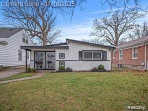 1114 E Meyers Ave, Hazel Park, MI 48030 - photo 1