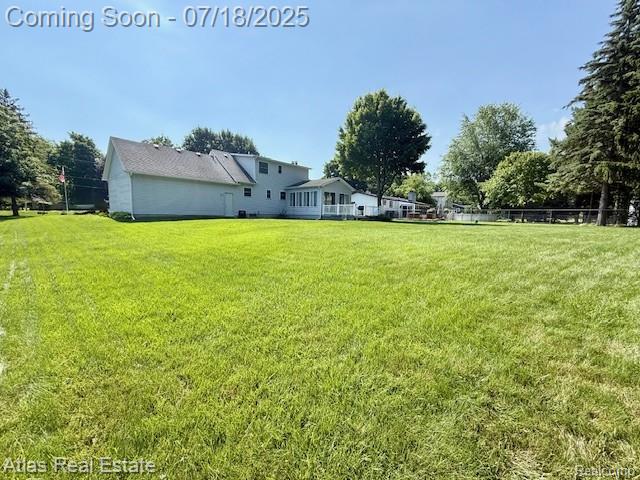 8354 Ridge Rd, Goodrich, MI 48438 - view of green lawn