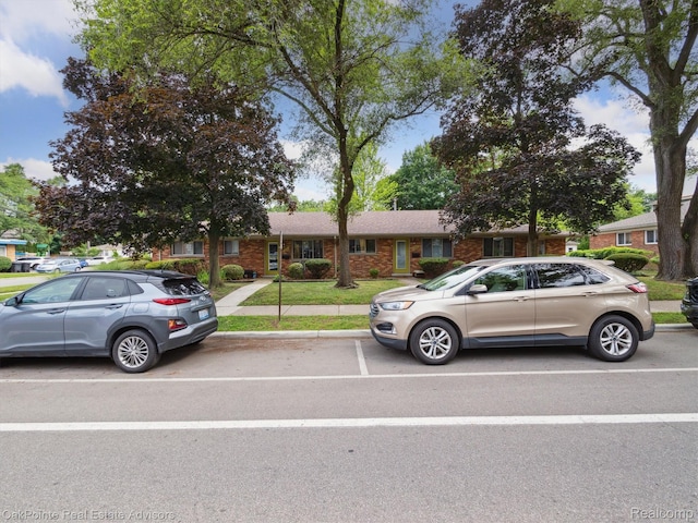 1010 Laprairie St, Ferndale, MI 48220 - ranch-style home with brick siding