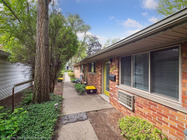 1010 Laprairie St, Ferndale, MI 48220 - view of yard