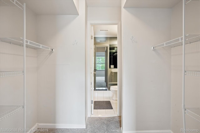 3559 Port Cove Dr Unit 17, Waterford, MI 48328 - view of walk in closet