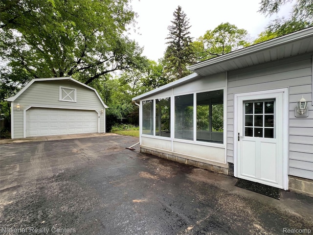1739 Weymouth St, West Bloomfield, MI 48324 - photo 5