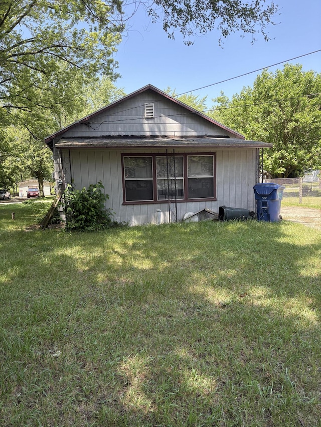 2062 Hatch Ave, Benton Harbor, MI 49022 - view of property exterior