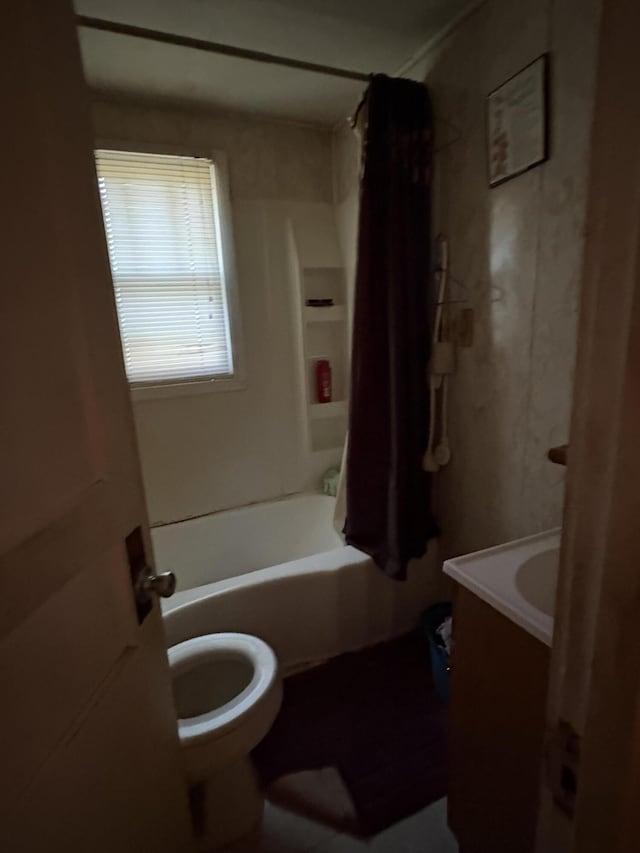 2062 Hatch Ave, Benton Harbor, MI 49022 - full bath featuring vanity and shower / bath combo