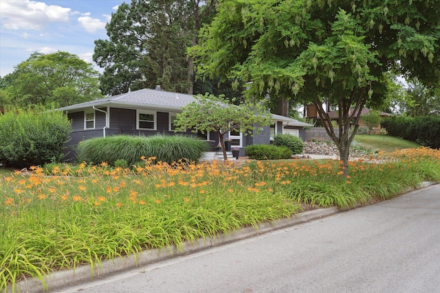 1458 Covington Dr, Ann Arbor, MI 48103 - photo 3
