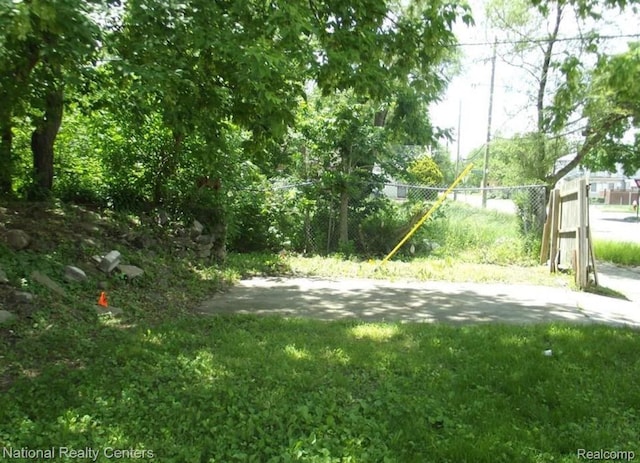 16265 Ardmore St, Detroit, MI 48235 - photo 3