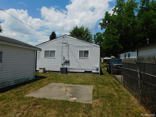 20466 Woodward St, Clinton Township, MI 48035 - photo 2