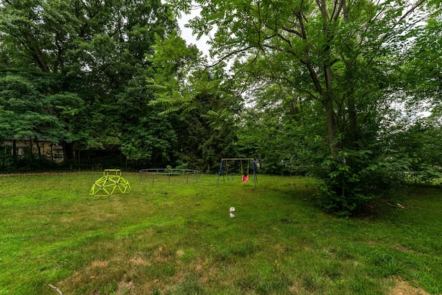 304 Hill St, Decatur, MI 49045 - photo 12