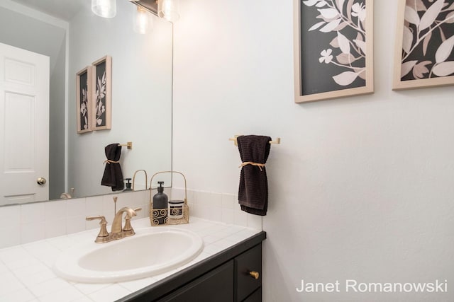 1055 San Lucia Dr SE, Grand Rapids, MI 49506 - bathroom featuring vanity