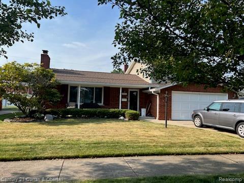19381 Shadowoods, Roseville, MI 48066 - photo 1