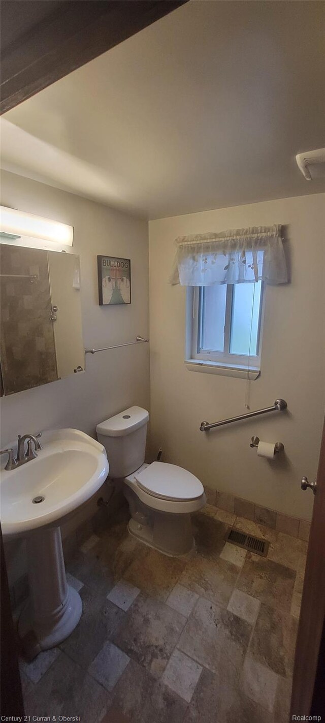 19381 Shadowoods, Roseville, MI 48066 - photo 10