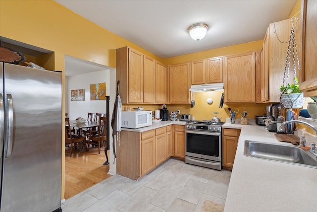 29230 Hunter Ct, Trenton, MI 48183 - photo 9