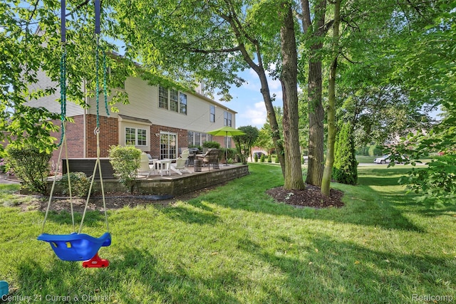 1760 Bedlington Ct, Rochester Hills, MI 48307 - view of green lawn with a patio area