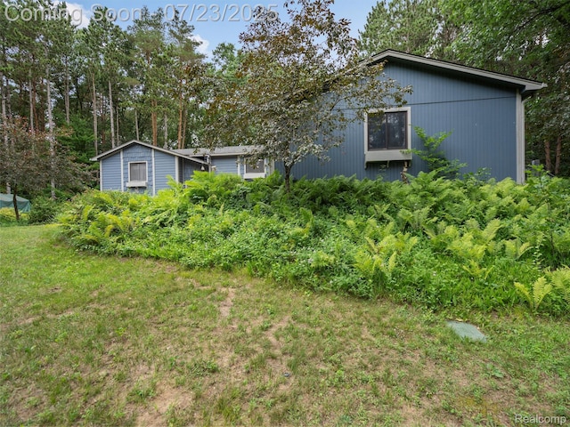 370 Wolfe Rd, Ortonville, MI 48462 - photo 3