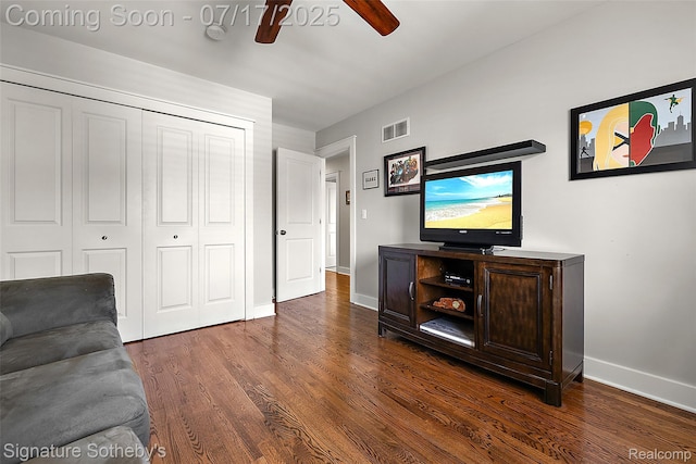 1120 Wyandotte Ave, Royal Oak, MI 48067 - living room featuring a ceiling fan and dark wood-type flooring