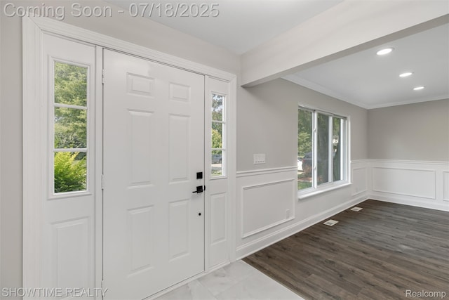 2376 Greensboro Dr, Troy, MI 48085 - photo 5