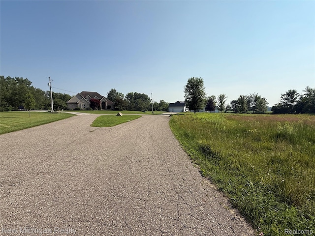 9807 Oak Ridge Rd, New Lothrop, MI 48460 - photo 2