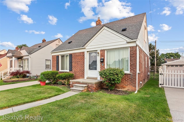 2004 Chestnut St, Dearborn, MI 48124 - photo 2