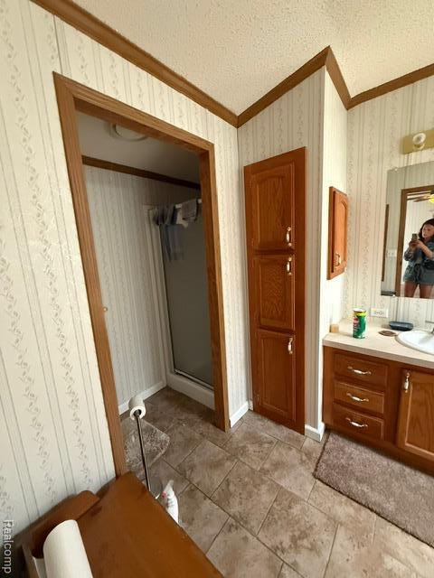 378 Tourangeau Dr, Rochester Hills, MI 48307 - photo 11