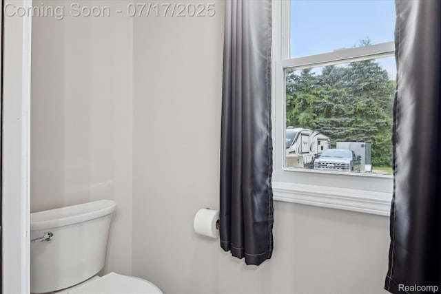 1847 Brandy Ln, Brighton, MI 48114 - bathroom with toilet
