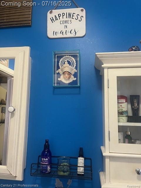 1107 E Hayes Ave, Hazel Park, MI 48030 - photo 23