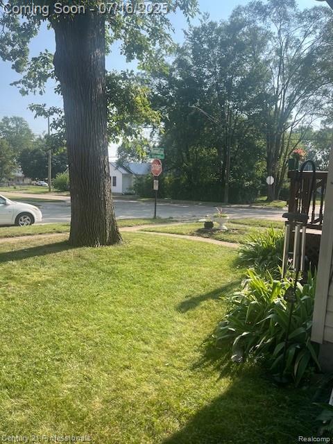1107 E Hayes Ave, Hazel Park, MI 48030 - photo 38