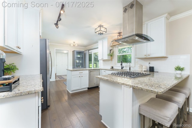 13465 Lakebrook Dr, Fenton, MI 48430 - photo 8
